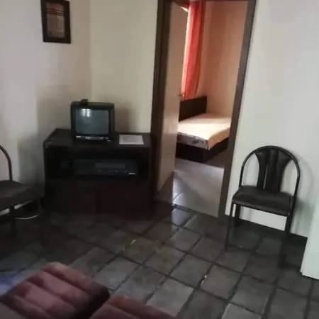 Hotel Бунгала Елит 95